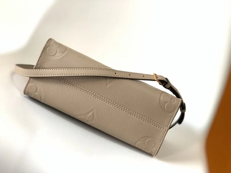 Louis Vuitton Shopping Bags AllSeason 41892