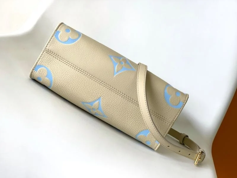 Chic Louis Vuitton Shopping Bags 41925