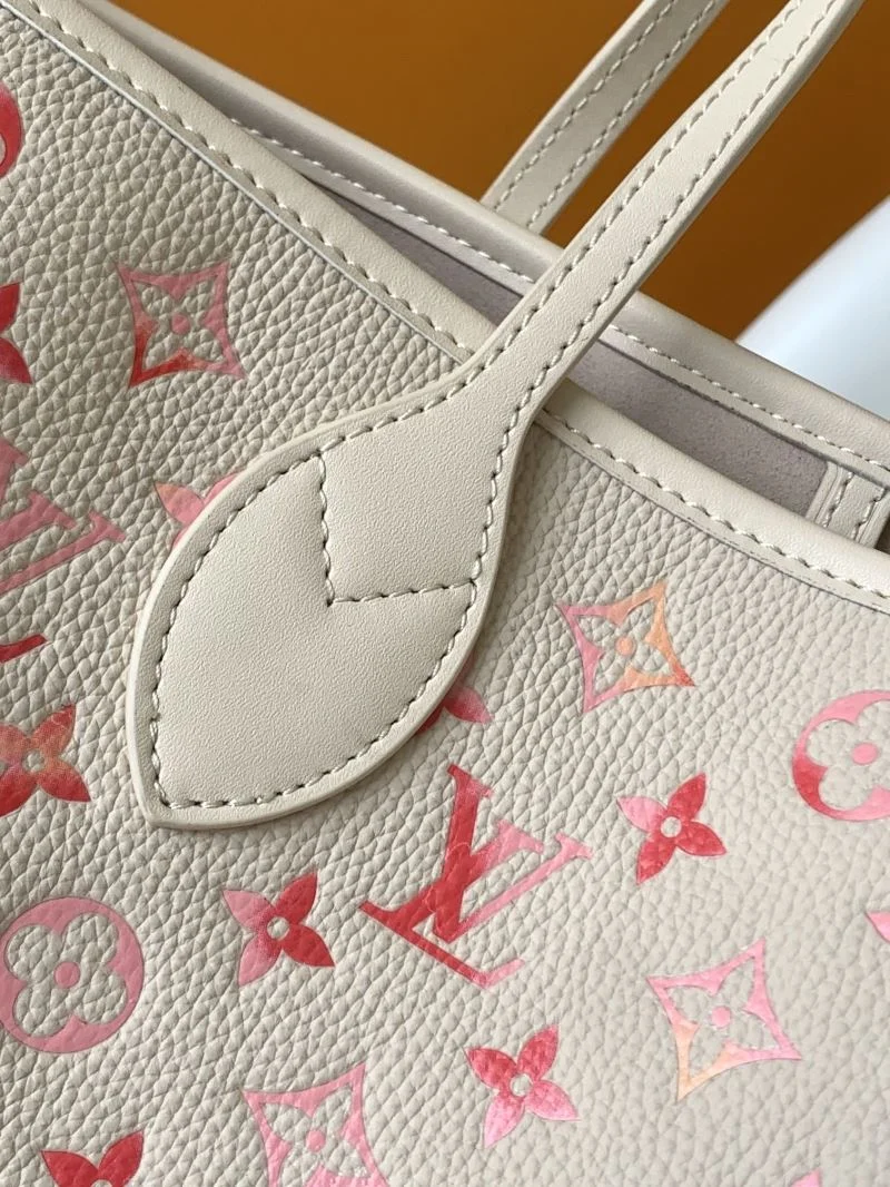 GoodFit Louis Vuitton Shopping Bags 41890