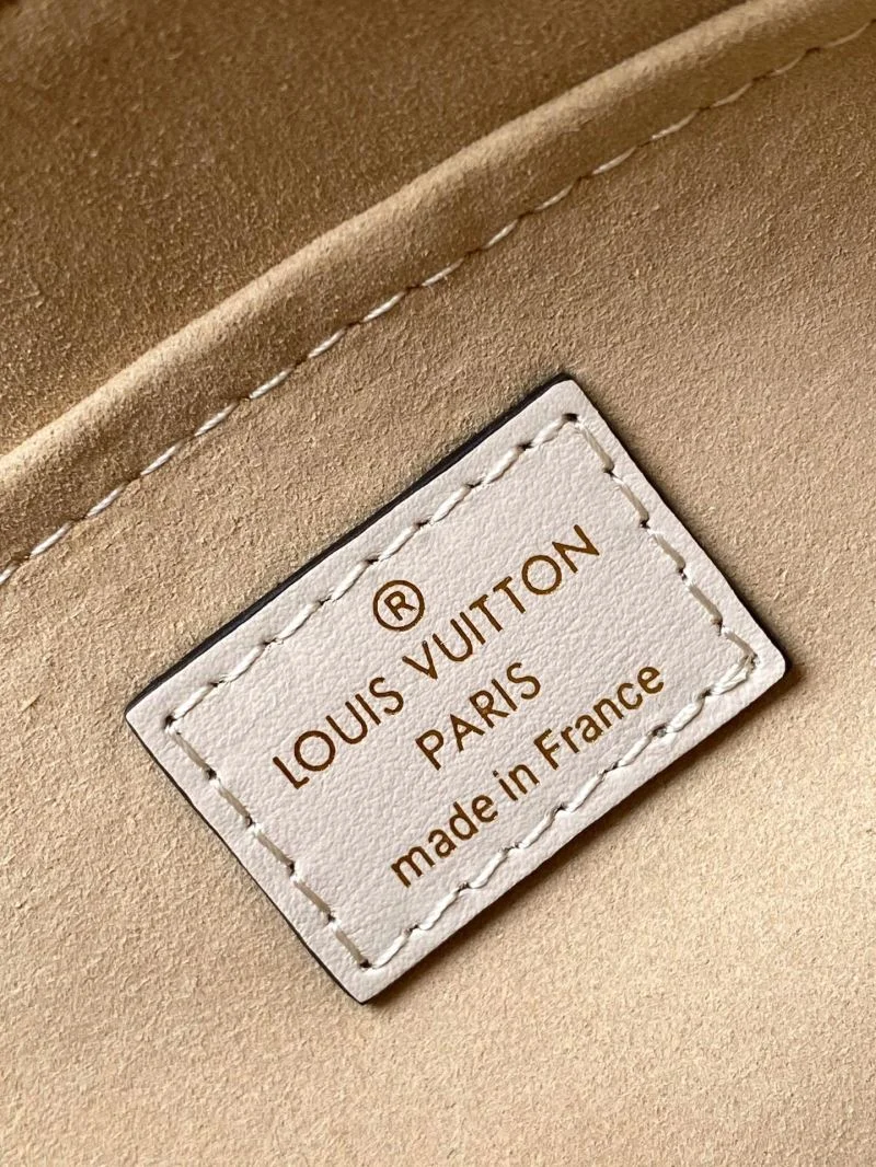 Supportive Louis Vuitton Shopping Bags 41885
