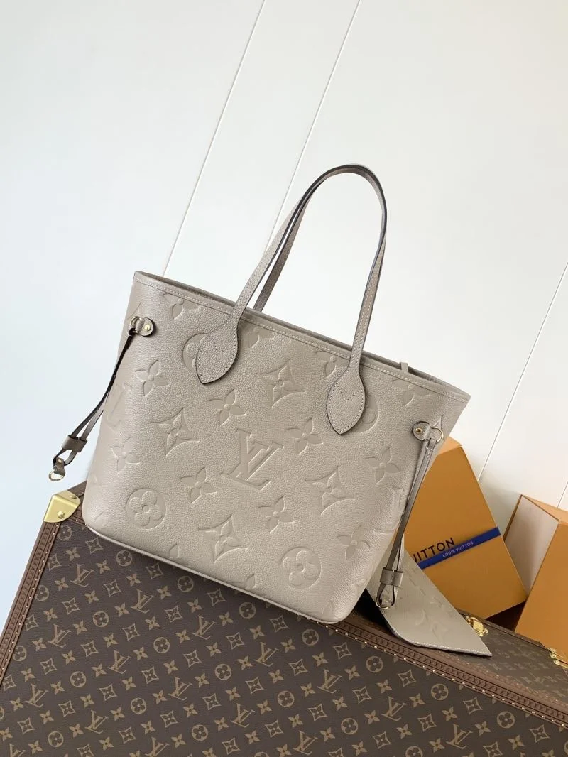 Fashionable Louis Vuitton Shopping Bags 41923
