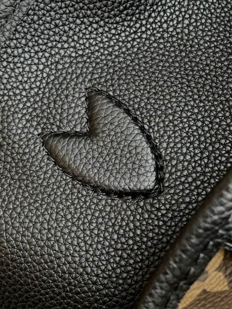 Louis Vuitton Shopping Bags SunProtective 41924