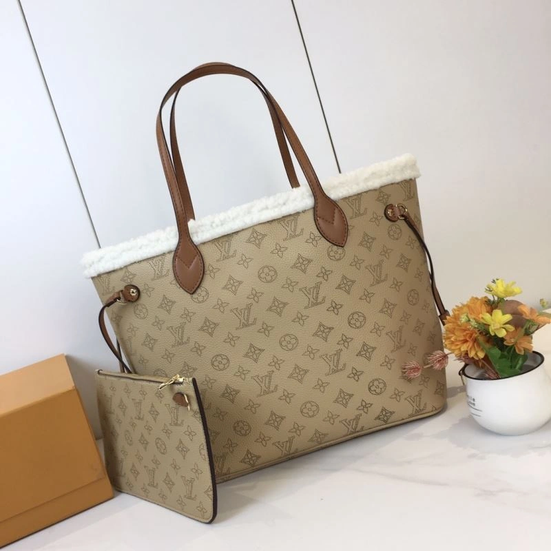 Soft Louis Vuitton Shopping Bags 87406