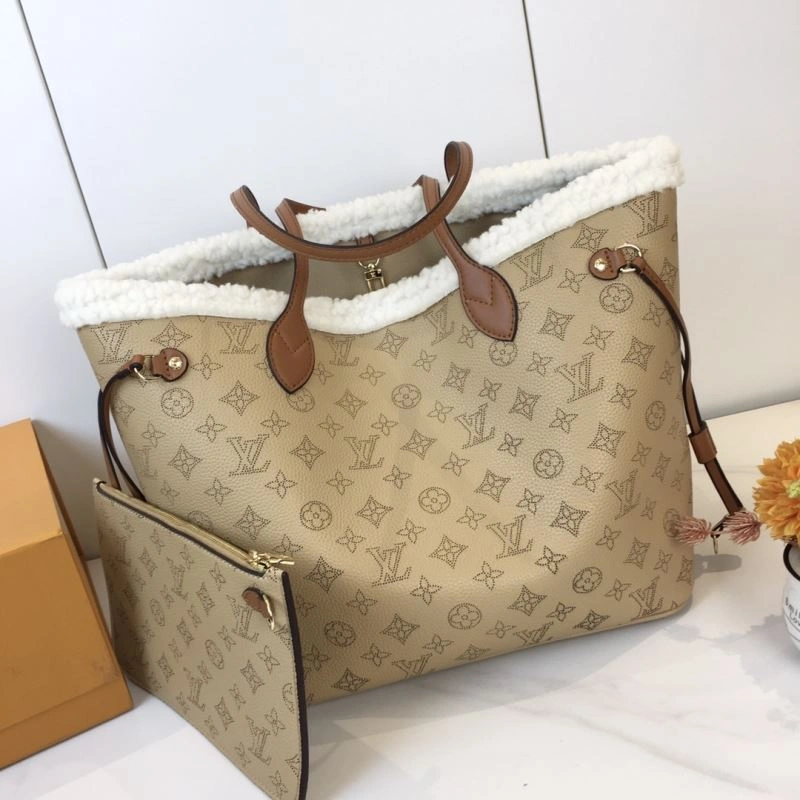 Soft Louis Vuitton Shopping Bags 87406