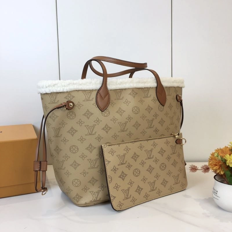 Soft Louis Vuitton Shopping Bags 87406