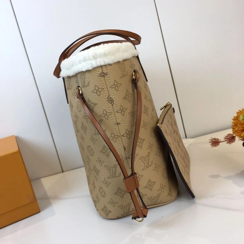 Soft Louis Vuitton Shopping Bags 87406