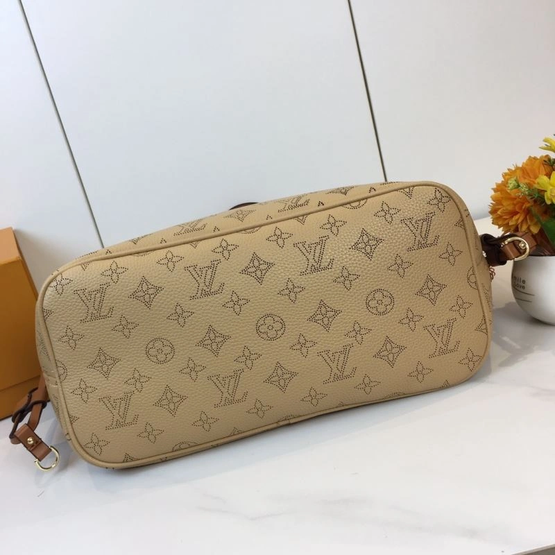 Soft Louis Vuitton Shopping Bags 87406