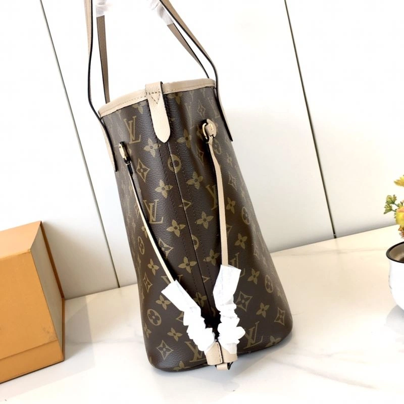Compact Louis Vuitton Shopping Bags 87391