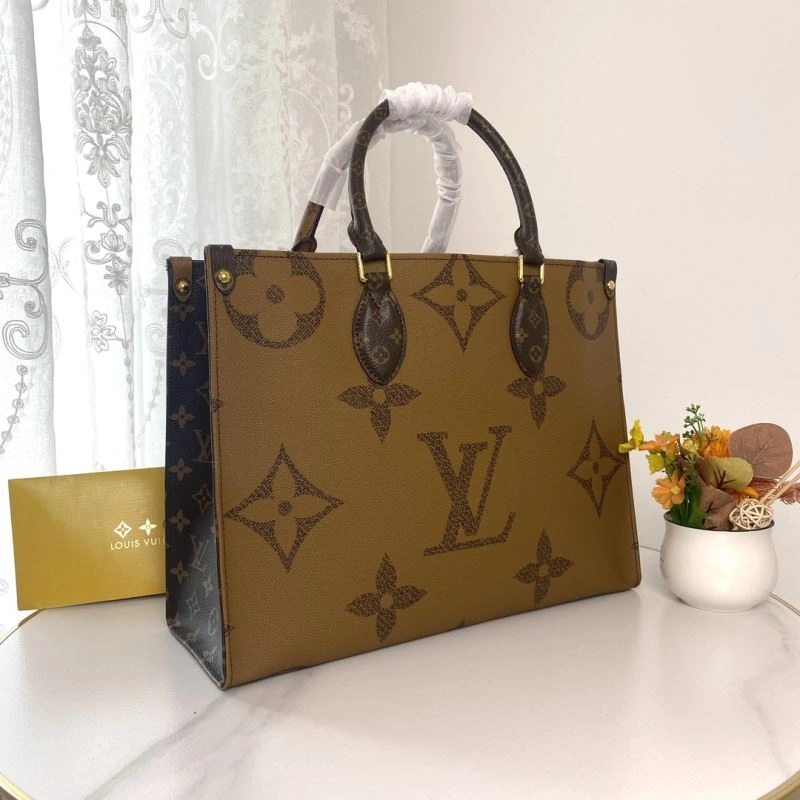 Louis Vuitton Shopping Bags TechFriendly 87392