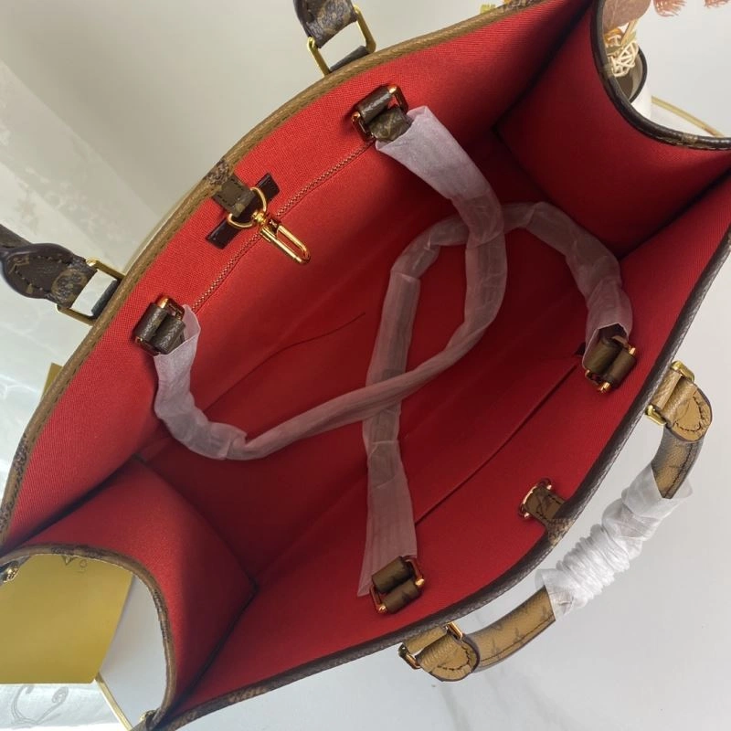 Louis Vuitton Shopping Bags TechFriendly 87392