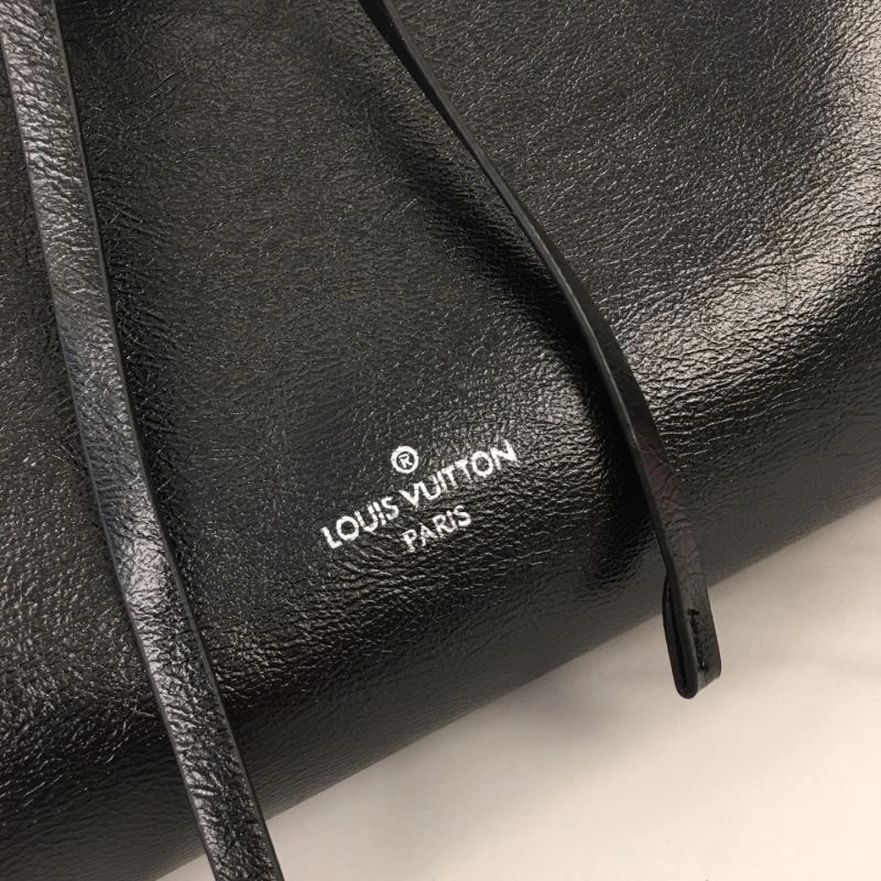 Flexible Louis Vuitton Shopping Bags 87378