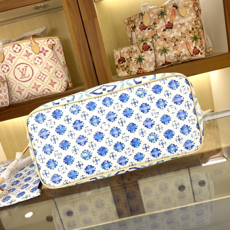 TimelessDesign Louis Vuitton Shopping Bags 87369