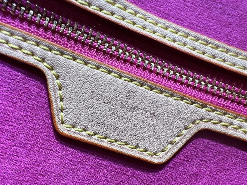 TechFriendly Louis Vuitton Shopping Bags 80151