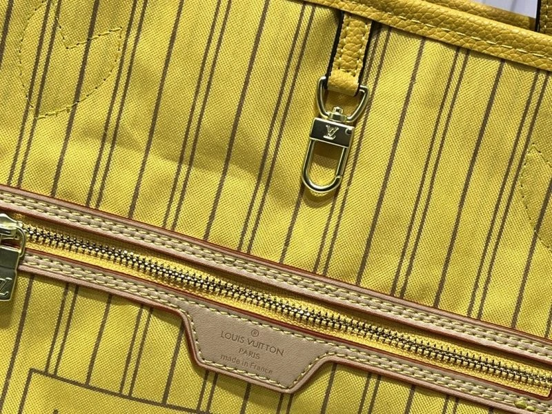 Sophisticated Louis Vuitton Shopping Bags 80128