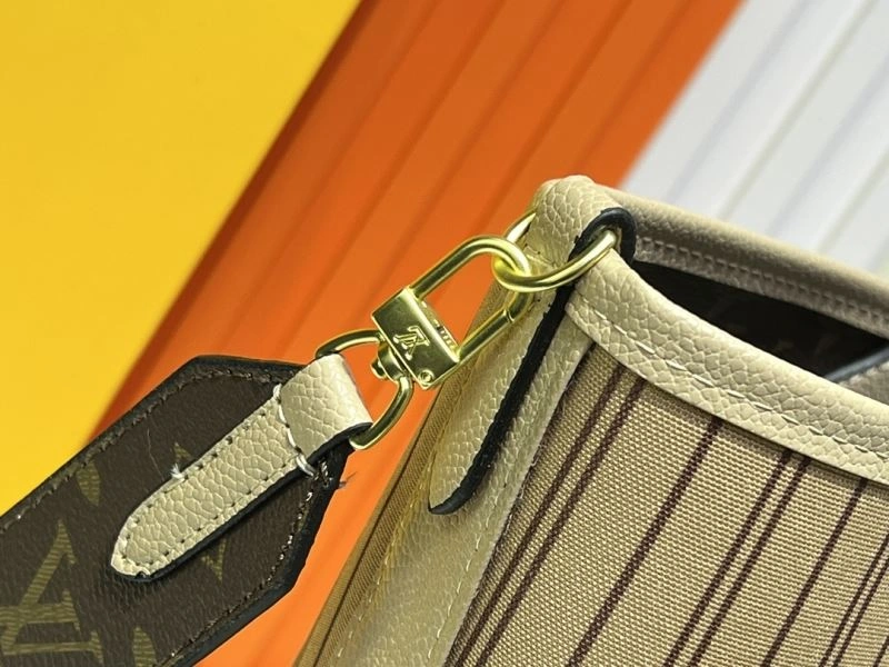 Fashionable Louis Vuitton Shopping Bags 80127