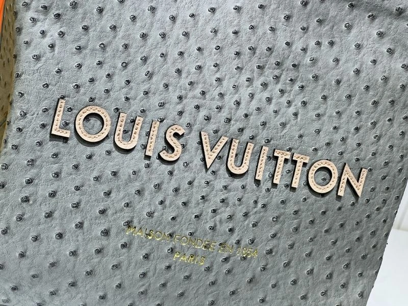 Elegant Louis Vuitton Shopping Bags 80111
