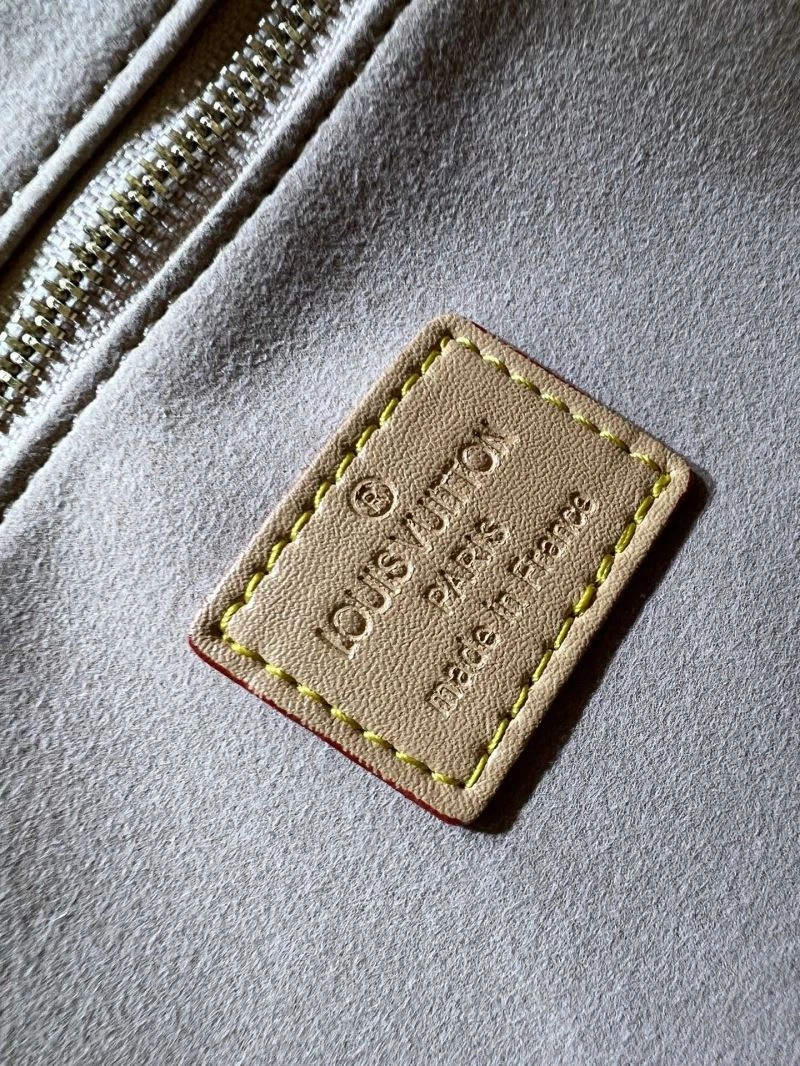 Breathable Louis Vuitton Shopping Bags 80105