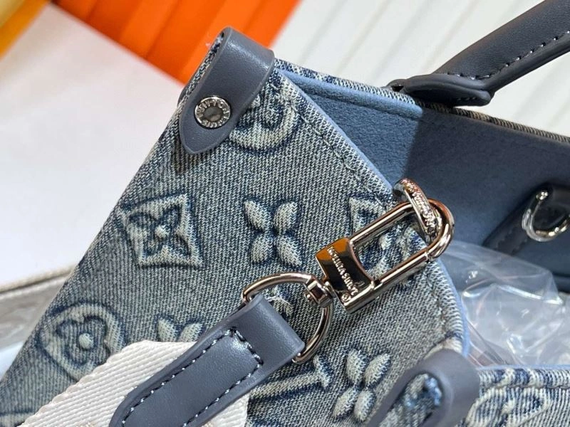 Louis Vuitton Shopping Bags Comfortable 80109