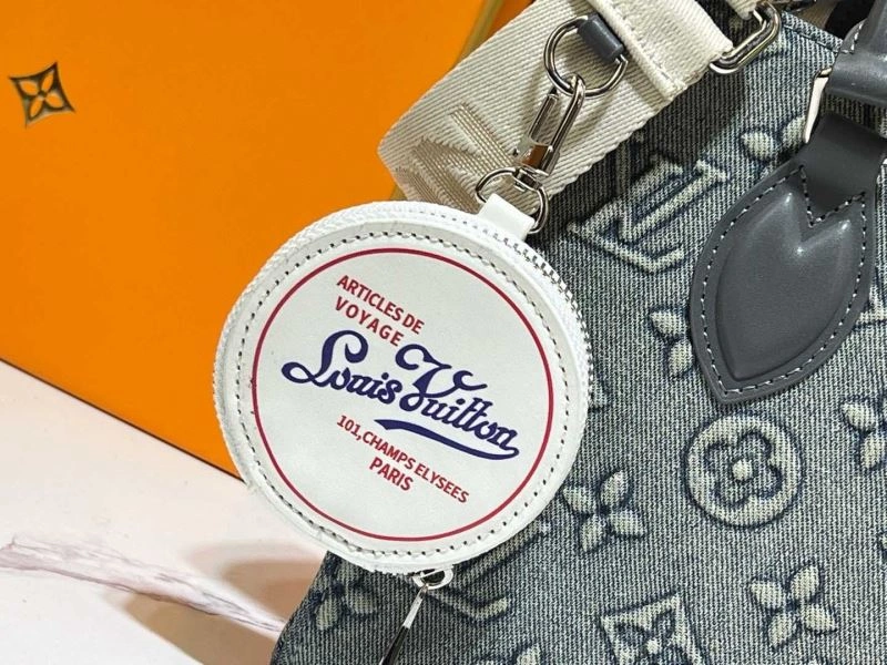 Louis Vuitton Shopping Bags Comfortable 80109