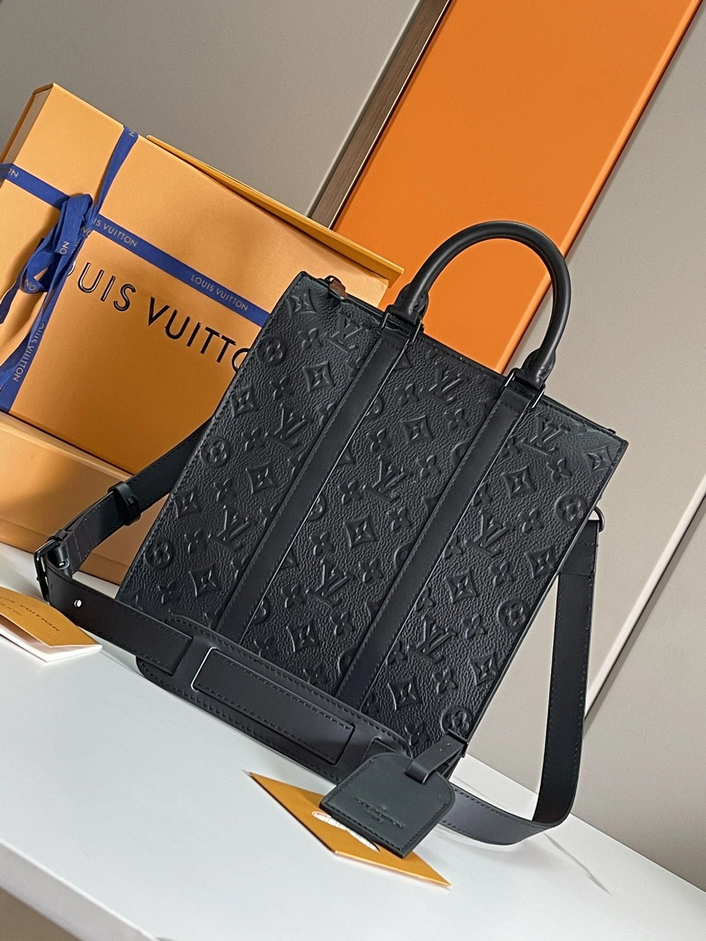 HighPerformance Louis Vuitton Shopping Bags 91816