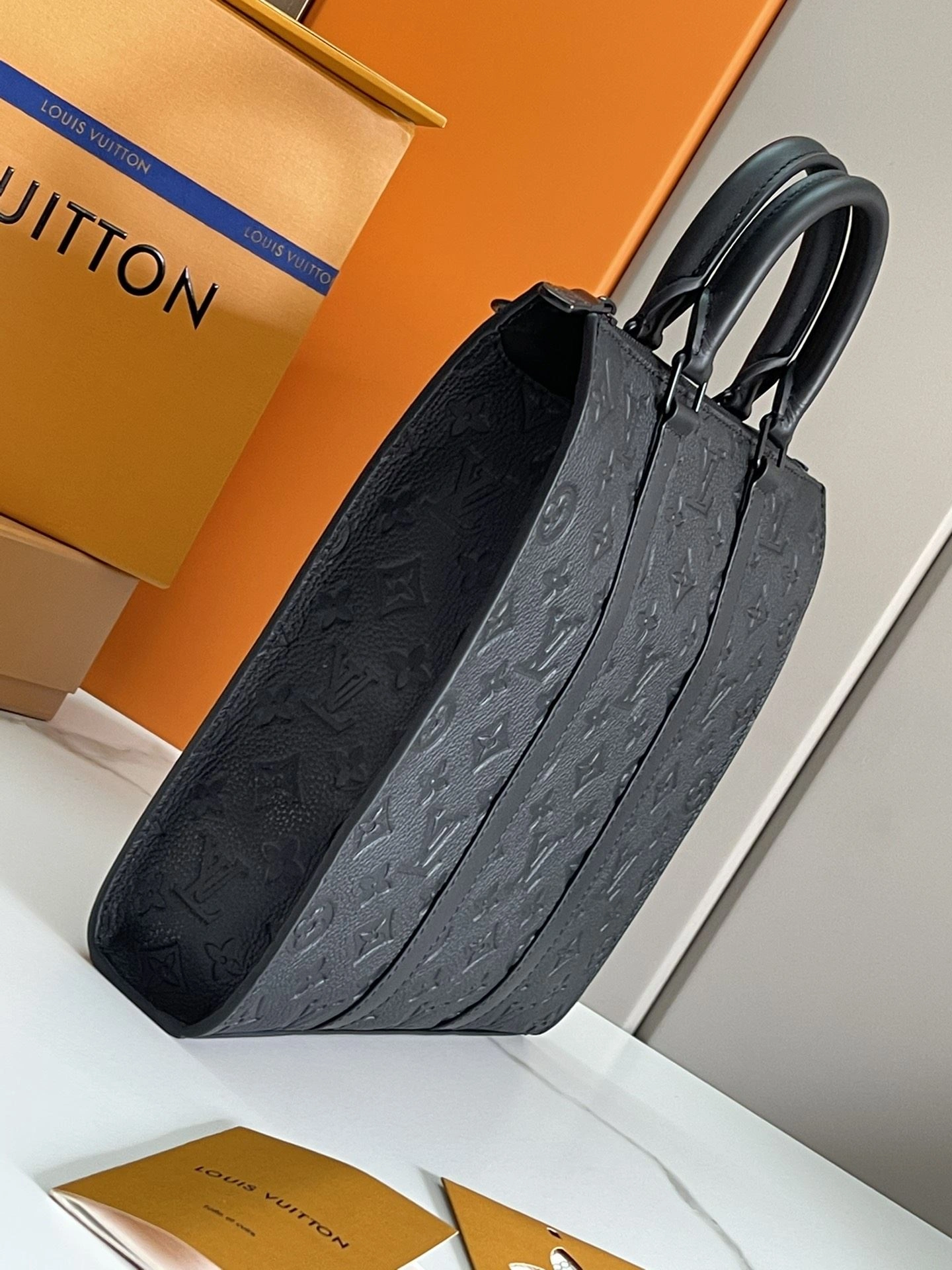 HighPerformance Louis Vuitton Shopping Bags 91816