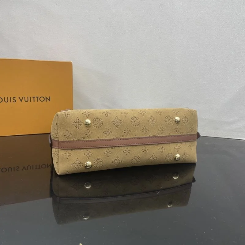Vibrant Louis Vuitton Shopping Bags 41776