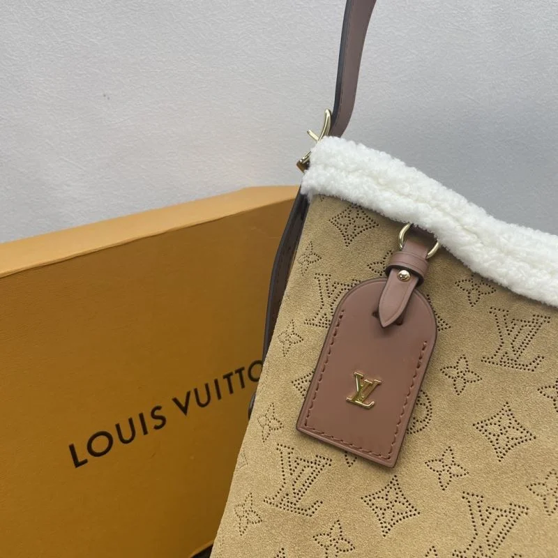 Vibrant Louis Vuitton Shopping Bags 41776
