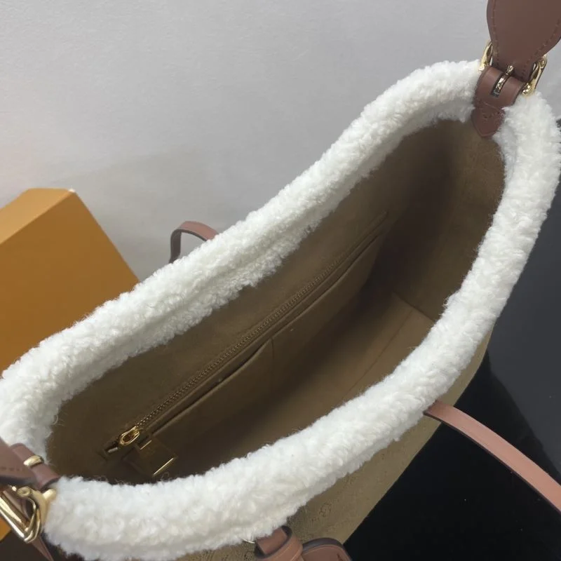 Vibrant Louis Vuitton Shopping Bags 41776