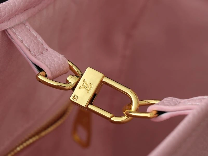RelaxedFit Louis Vuitton Shopping Bags 88529