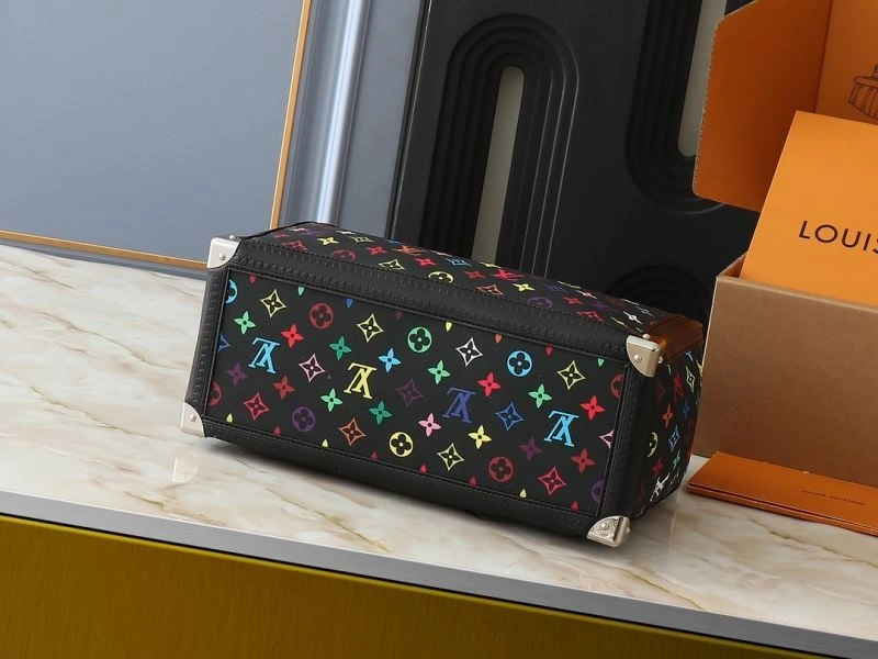 Resilient Louis Vuitton Shopping Bags 88538