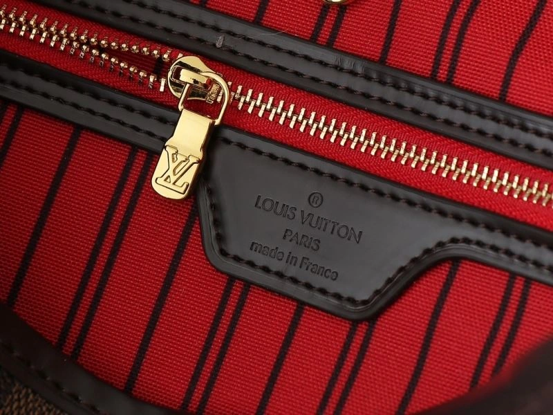 Effortless Louis Vuitton Shopping Bags 88648
