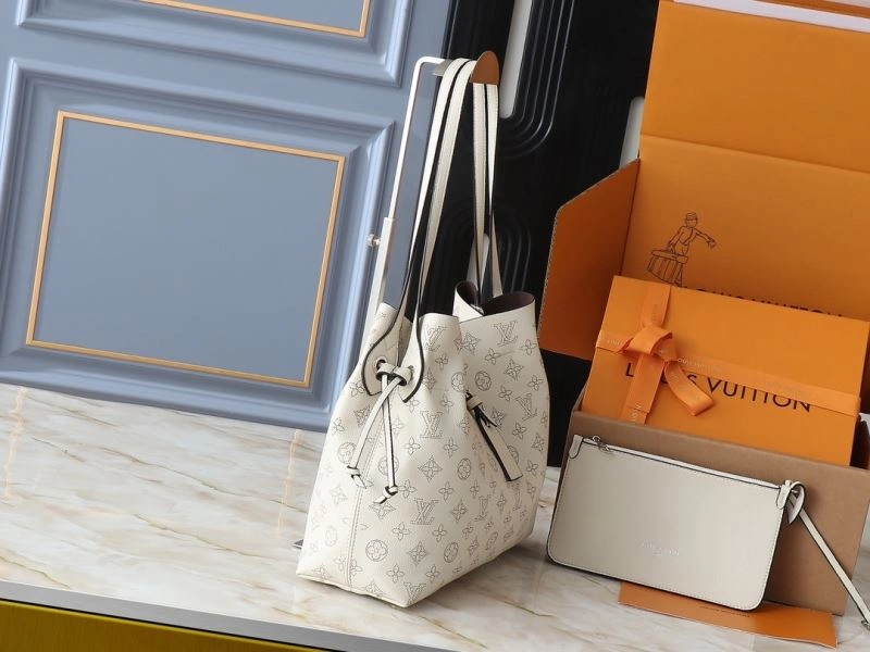 NewStyle Louis Vuitton Shopping Bags 88542