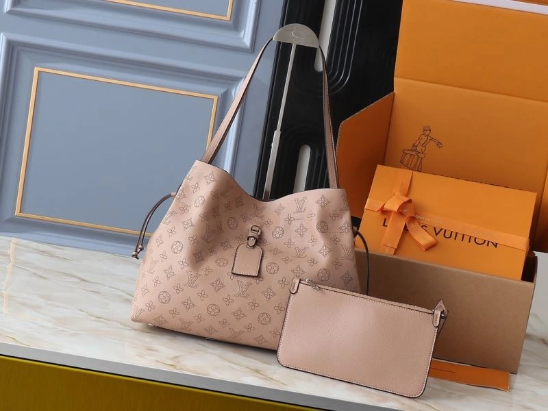 SportInspired Louis Vuitton Shopping Bags 88527