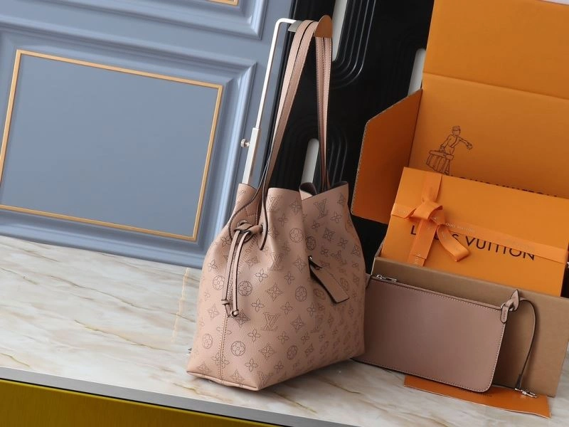 SportInspired Louis Vuitton Shopping Bags 88527