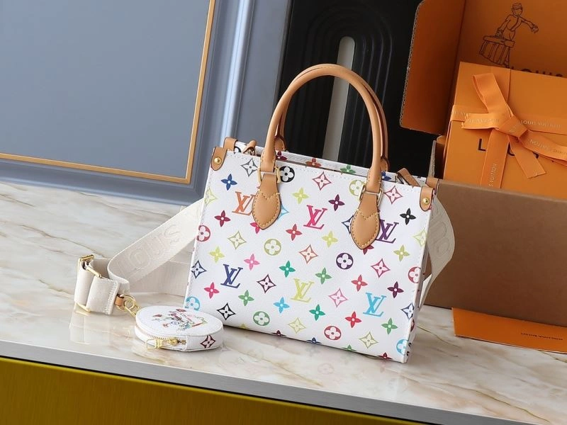 Functional Louis Vuitton Shopping Bags 88560