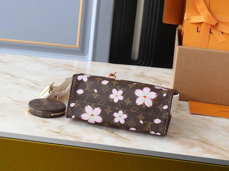 WeatherProof Louis Vuitton Shopping Bags 88523