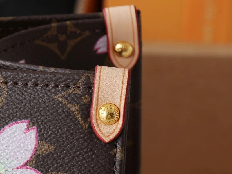QuickDry Louis Vuitton Shopping Bags 88520