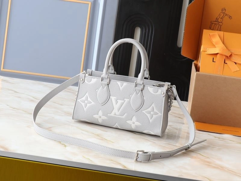 Premium Louis Vuitton Shopping Bags 88519