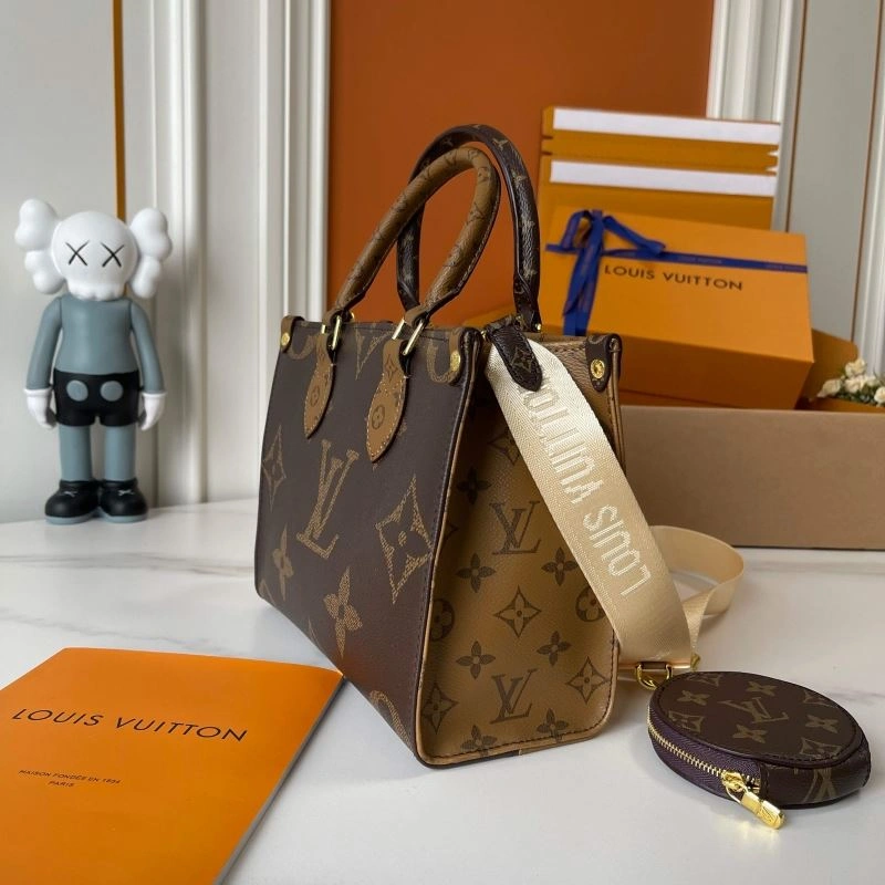 Chic Louis Vuitton Shopping Bags 88540