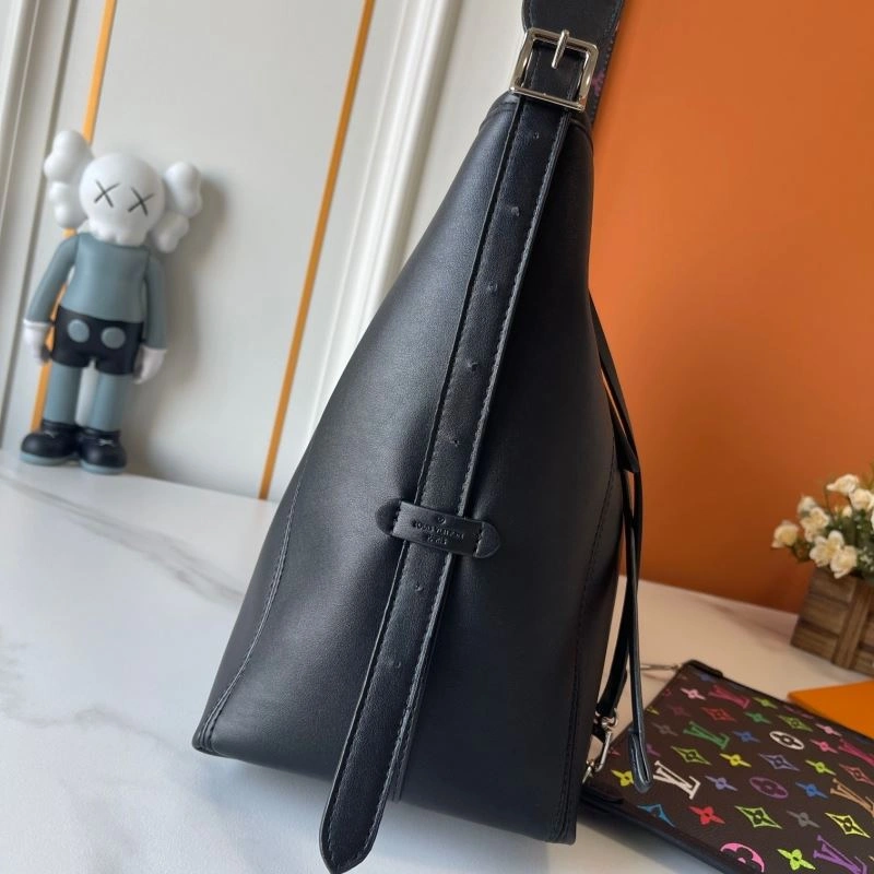 Breathable Louis Vuitton Shopping Bags 88499