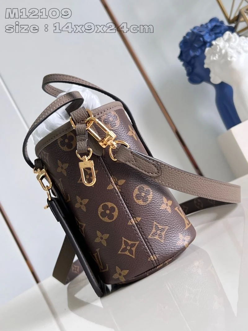Louis Vuitton Shopping Bags Sleek 41179