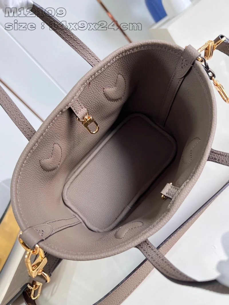 Louis Vuitton Shopping Bags Sleek 41179