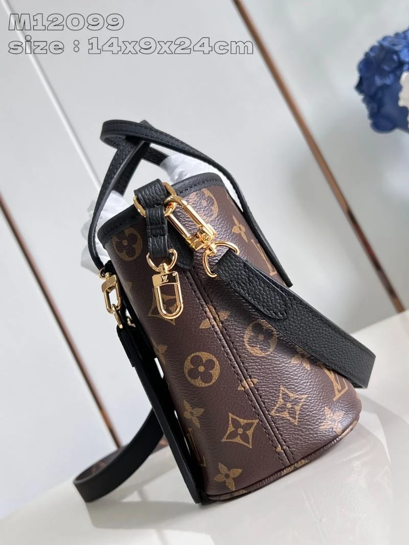 Compact Louis Vuitton Shopping Bags 41181