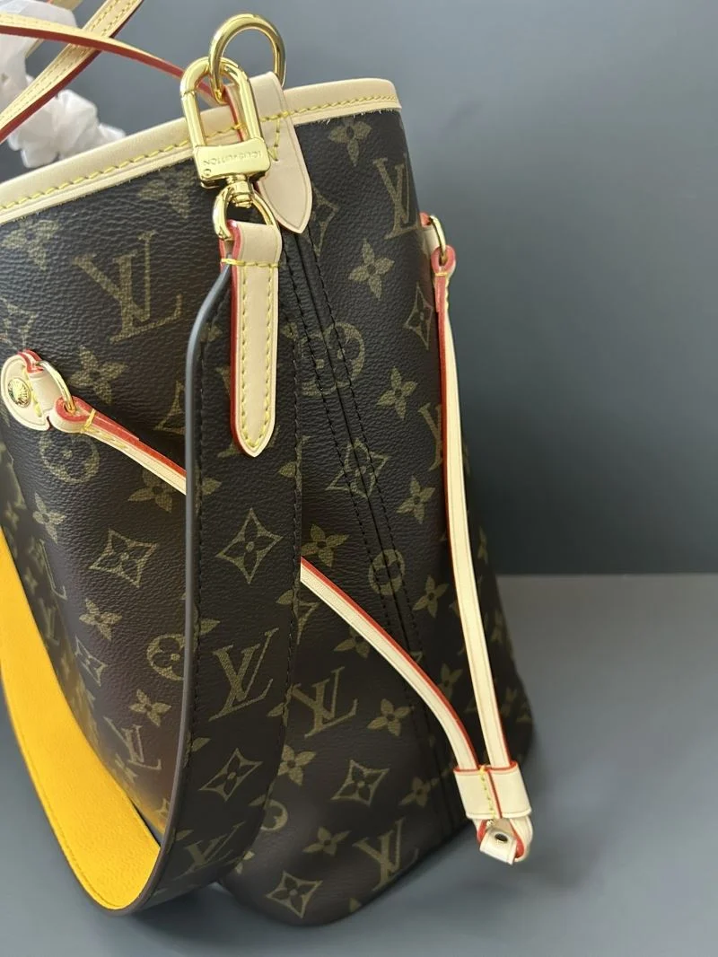 Louis Vuitton Shopping Bags WrinkleFree 41125