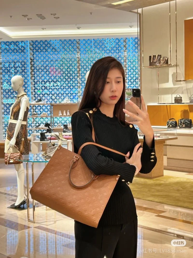 BestValue Louis Vuitton Shopping Bags 41129
