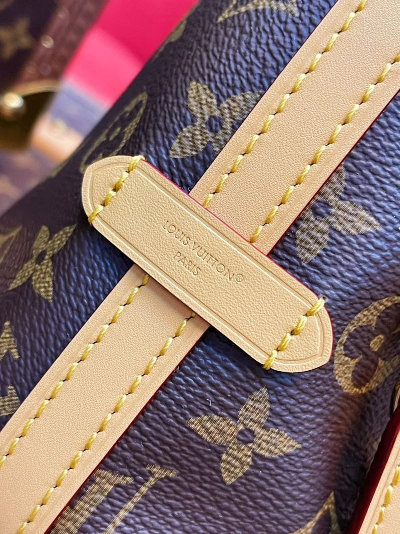 Louis Vuitton Shopping Bags Sporty 40456