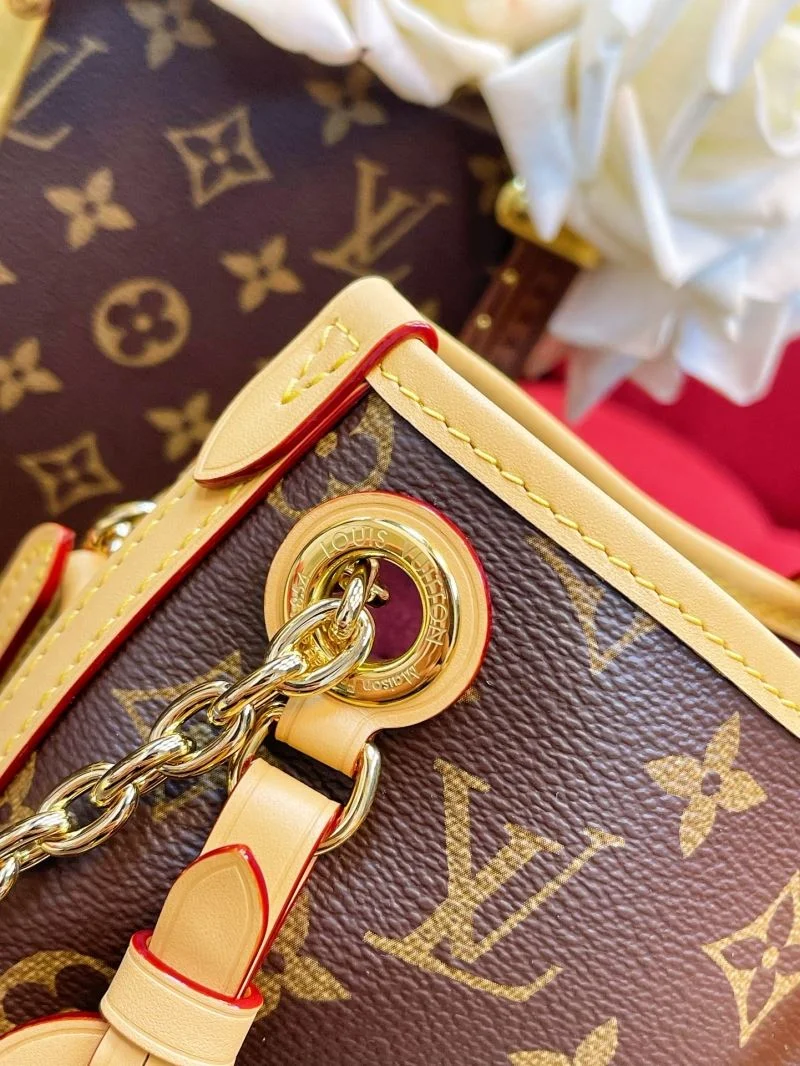 Louis Vuitton Shopping Bags Sporty 40456