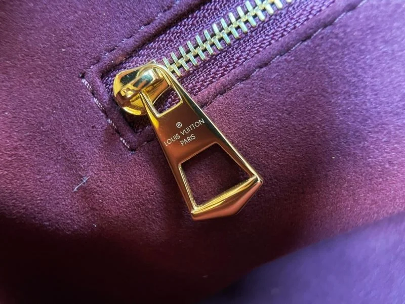Louis Vuitton Shopping Bags Sporty 40456