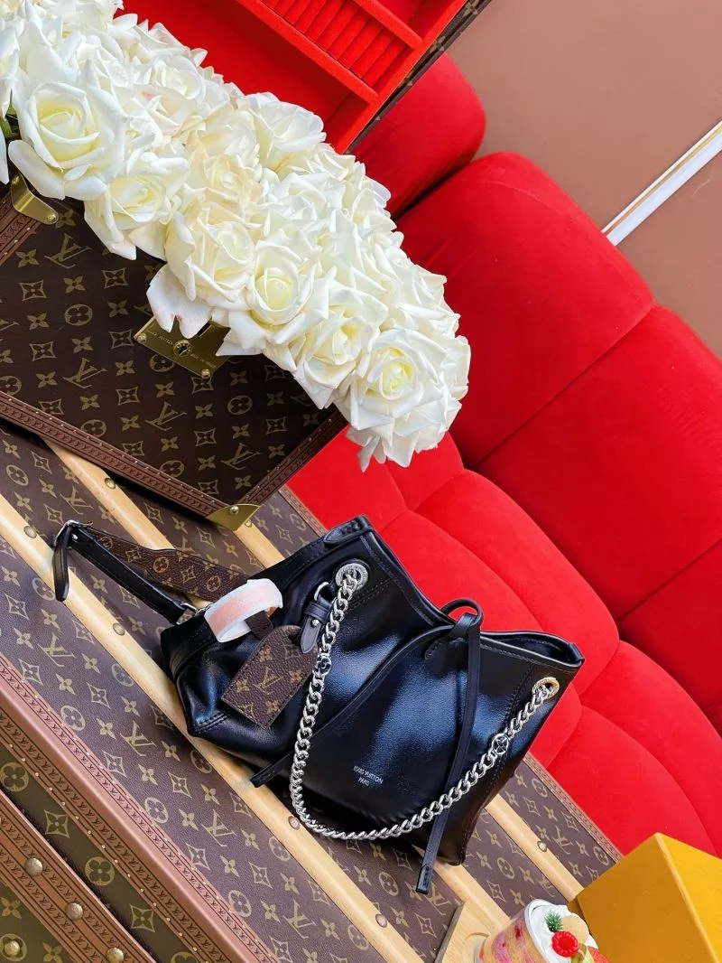 StreetReady Louis Vuitton Shopping Bags 40455