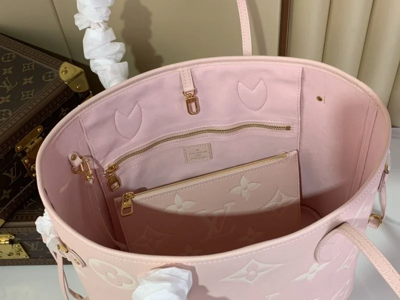 UrbanChic Louis Vuitton Shopping Bags 40449